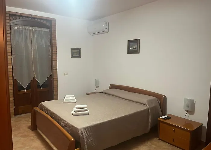 Marina Quarto em Acomodações Particulares *