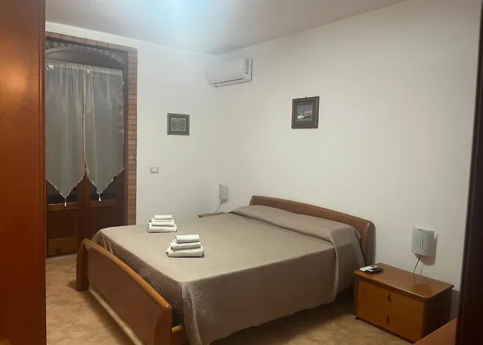 Marina Quarto em Acomodações Particulares *